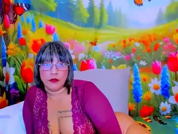 Stripchat Free Live Porn of indianroxy