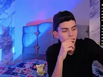 Stripchat Free Live Porn of sky_jules