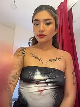 Stripchat Nude Webcam of Arianavillada