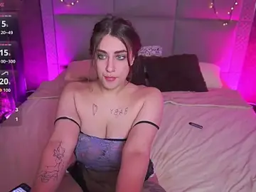 Stripchat Watch Live Sex Cams of HeyKitten