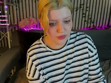 Stripchat Sex Cam of Michele_Greenn