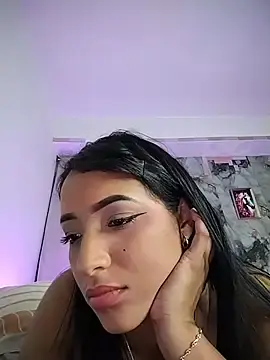 Stripchat Sex Cam of SaharQamar