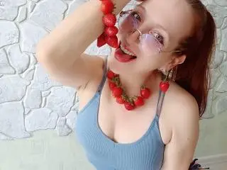 Xlovecam Adult Webcams of IrunchaArt