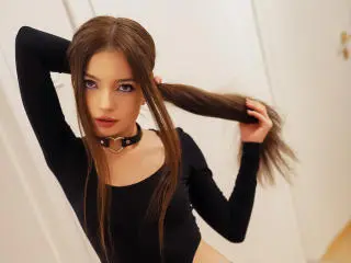 Xlovecam Live Sex Cam of GraceGold