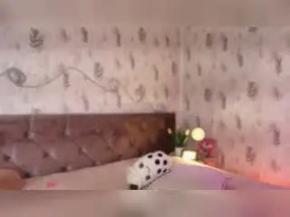 Xlovecam Free Live Porn of IvannaHazel