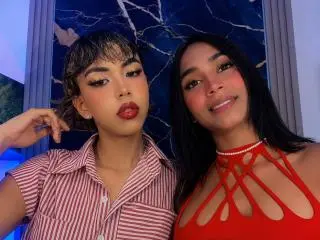 Xlovecam Free Live Porn of LuxuryQueens