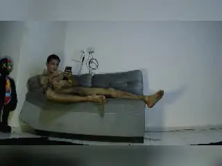 Xlovecam Watch Live Sex Cams of AlejoyMaria