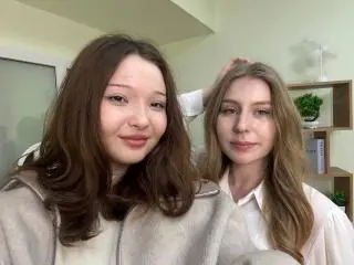 Xlovecam Private Sex Chat of MazieCahal