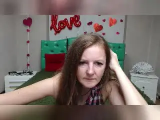Xlovecam Free Live Porn of MeganPirs