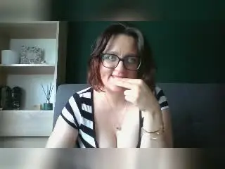 Xlovecam Best live sex cam show of SensualParis