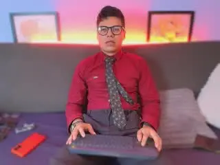Xlovecam Live Porn of AquilesTaylor