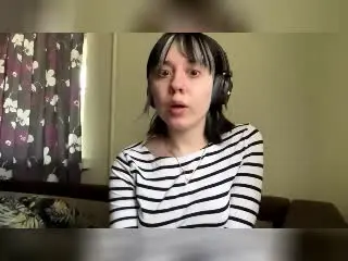 Xlovecam Watch Live Sex Cams of LennieCaronna