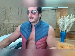 Xlovecam Free Live Porn of IcarusSecret