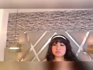 Xlovecam Free Porn Cam of LillyMayer