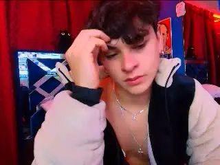 Xlovecam Adult Webcam of LukeHowlandy