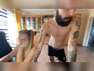 Xlovecam Watch Live Sex Cams of MikeAndAnna