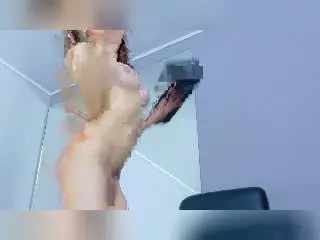 Xlovecam Sex Cam of CassandraWhite