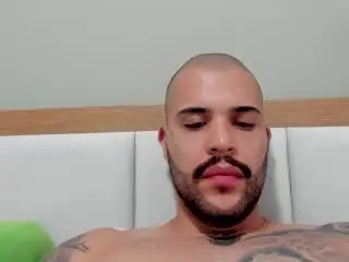 Xlovecam Free Porn Cam of MedellynDark