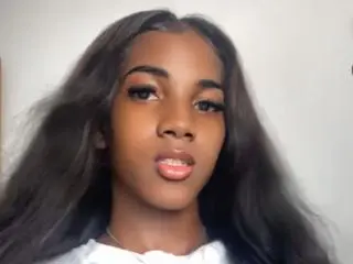 Xlovecam Watch Live Sex Cams of MiaDeseo
