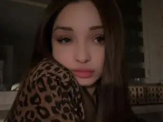 Xlovecam Free Live Porn of BreanaAdina