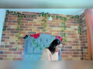 Xlovecam Private Sex Chat of MirandaDreams
