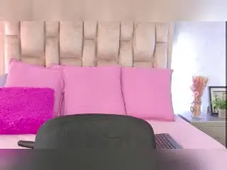 Xlovecam Private Sex Chat of SarahBlakee