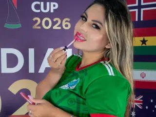 Xlovecam Watch Live Sex Cams of LiaAdams
