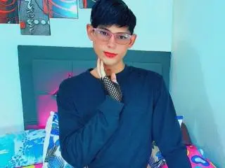 Xlovecam Private Sex Chat of Allisonth