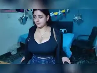 Xlovecam Sex Cam of JazminYRyan